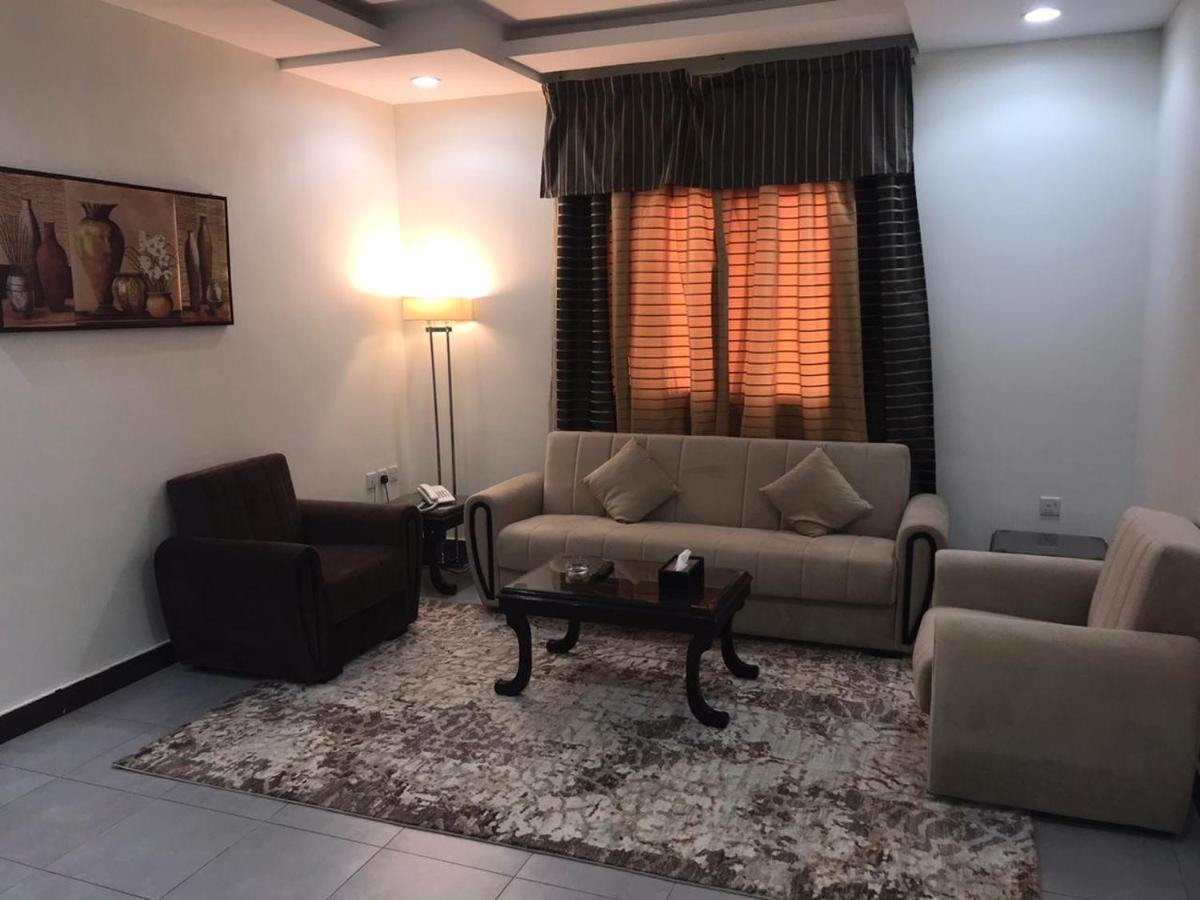 واحة النفل للشقق المخدومة -المصيف Wahat Al Nafil -Almasif- Serviced Apartments Ер-Ріяд Екстер'єр фото